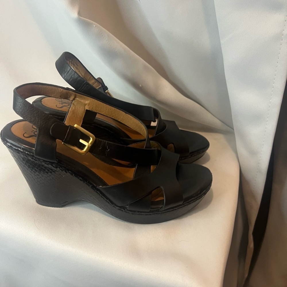 Söfft Black Leather Crisscross Slingback Wedge Sandals Comfort Size 6.5 - Picture 3 of 8